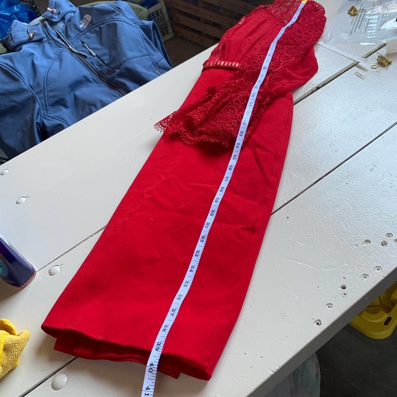 Catherine Deane Nieve Red Lace Sheath Heart Detail Long Sleeve Dress Size 4 - Picture 8 of 12